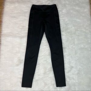 PINK Active Black Legging Skinny Long Fit side pockets Size Xsmall Stretchy